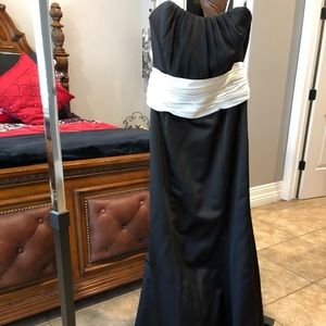 Formal dress black and white